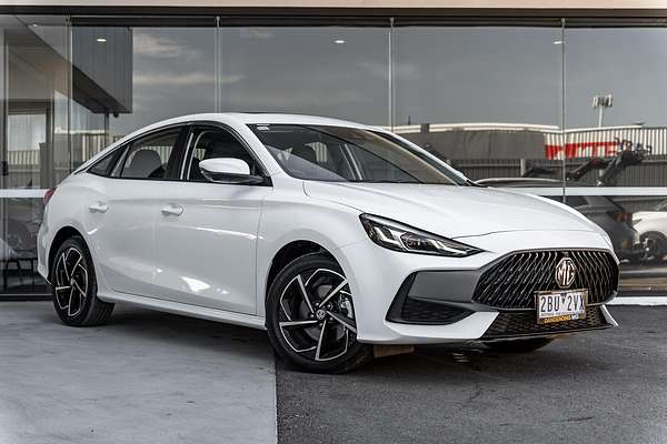 2024 MG MG5 Essence