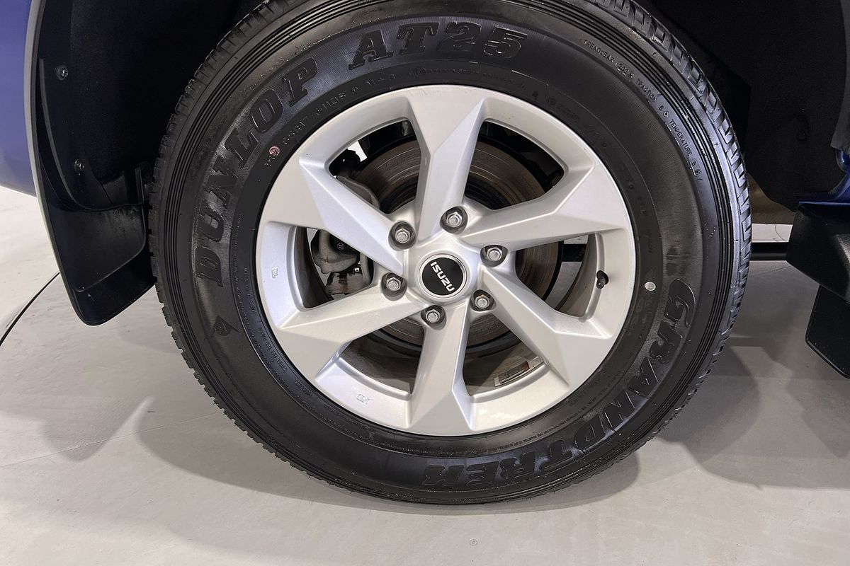 2023 Isuzu MU-X LS-M