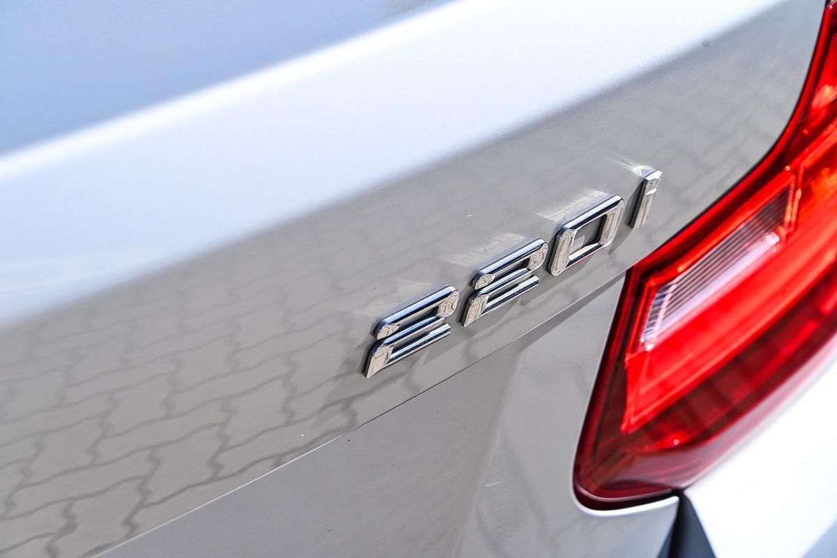 2015 BMW 2 Series 220i M Sport F23