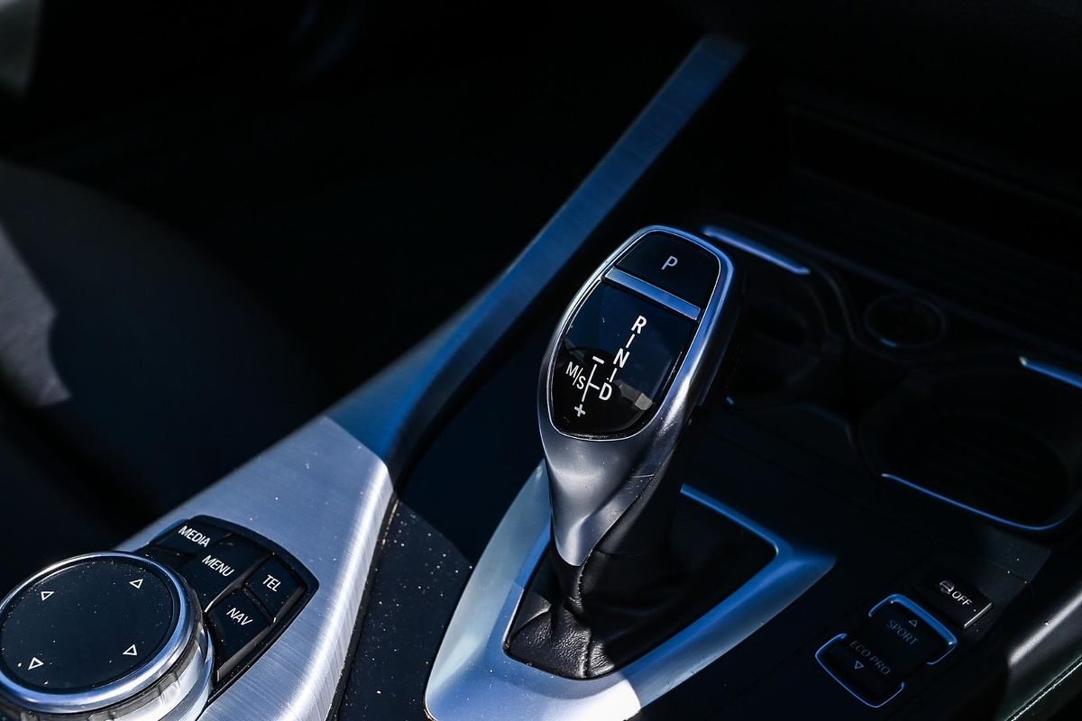2015 BMW 2 Series 220i M Sport F23
