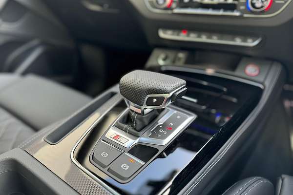 2024 Audi SQ5 TDI FY