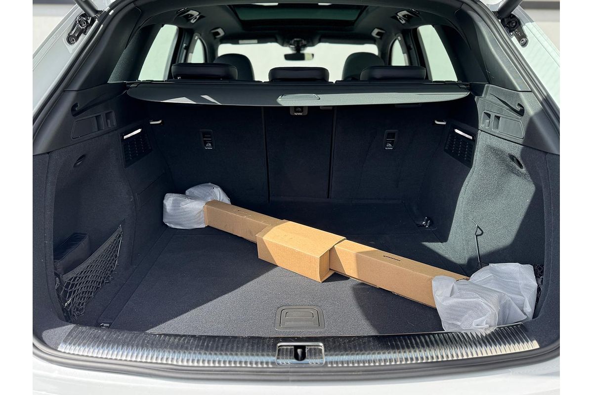 2024 Audi Q5 45 TFSI Sport FY