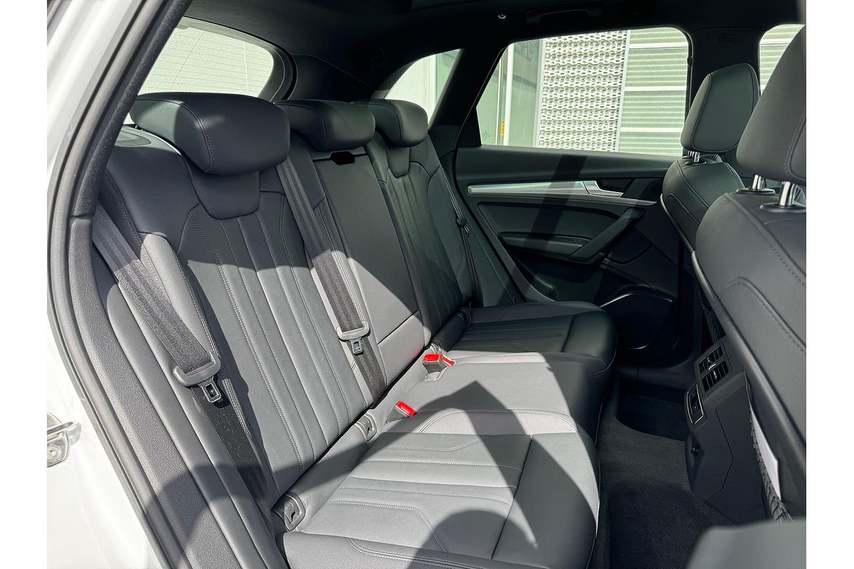2024 Audi Q5 45 TFSI Sport FY