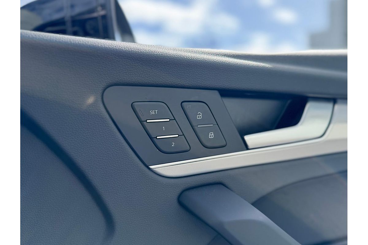 2024 Audi Q5 45 TFSI Sport FY