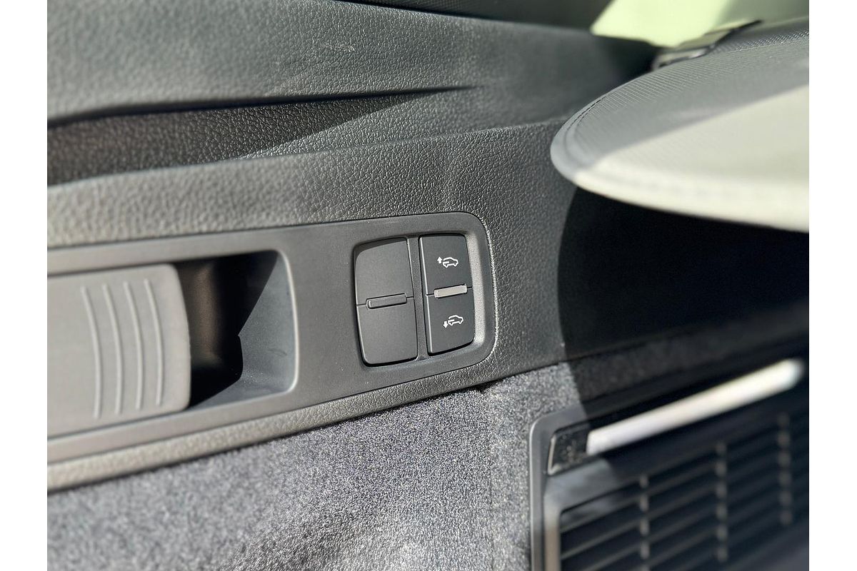 2024 Audi SQ5 TDI FY