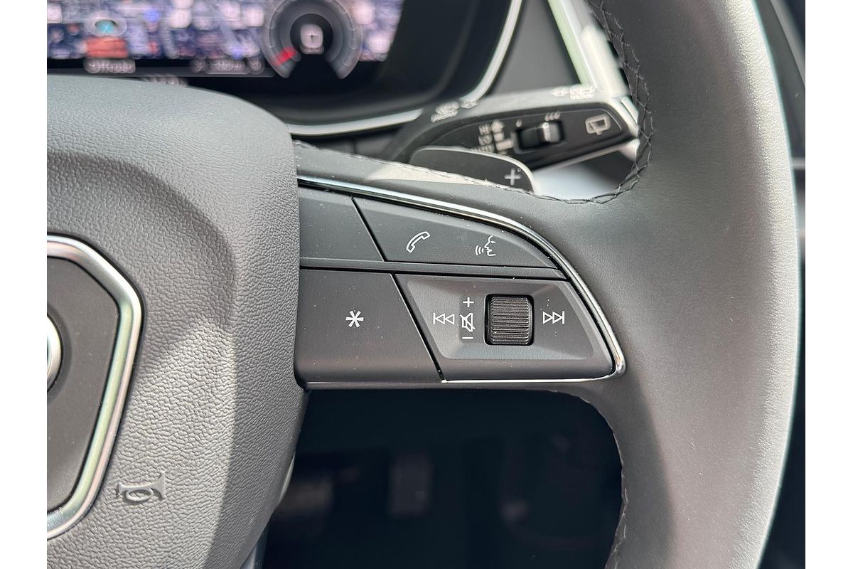 2024 Audi Q5 45 TFSI Sport FY