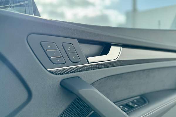 2024 Audi SQ5 TDI FY