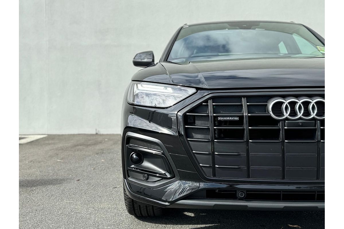 2024 Audi Q5 40 TDI Sport FY