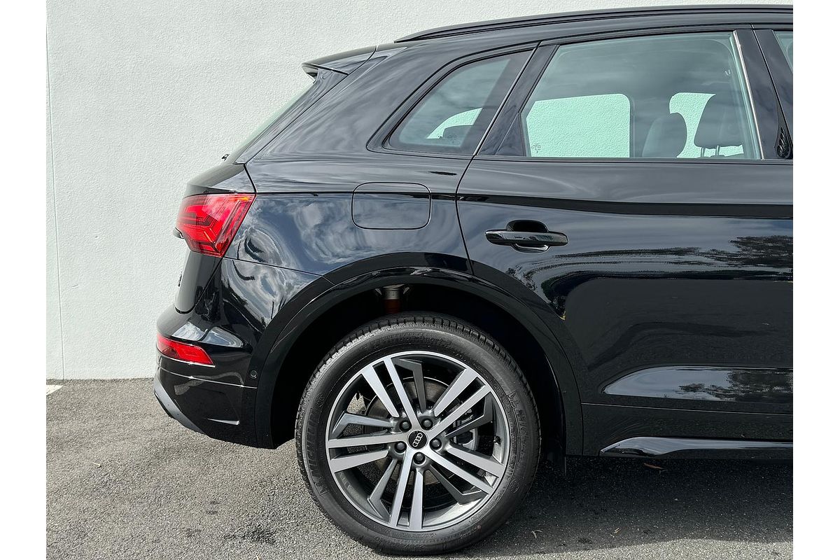 2024 Audi Q5 40 TDI Sport FY