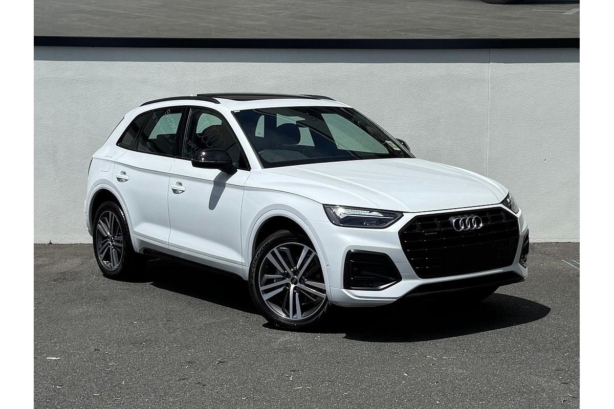 2024 Audi Q5 40 TDI Sport FY