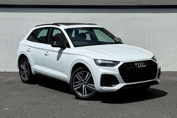 2024 Audi Q5 40 TDI Sport FY