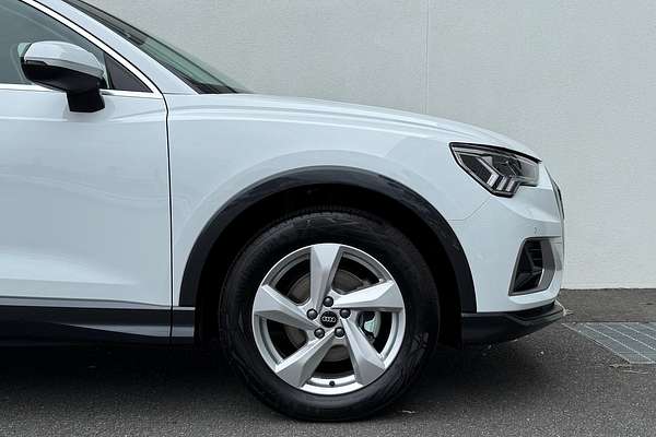 2024 Audi Q3 35 TFSI F3