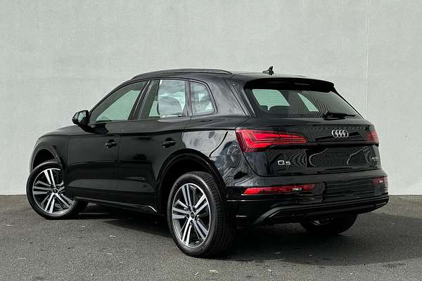 2024 Audi Q5 40 TDI Sport FY