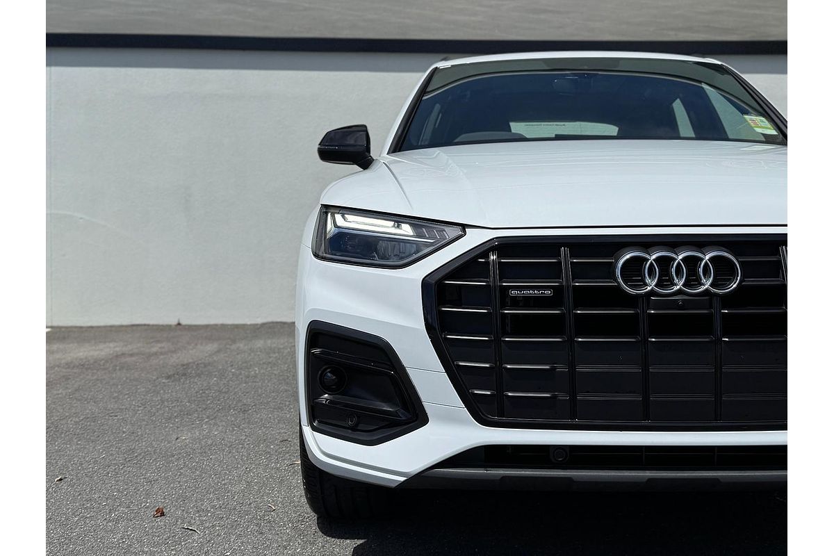2024 Audi Q5 40 TDI Sport FY
