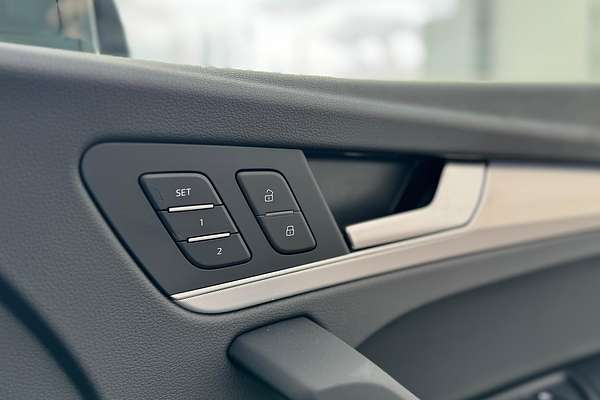 2024 Audi Q5 40 TDI Sport FY
