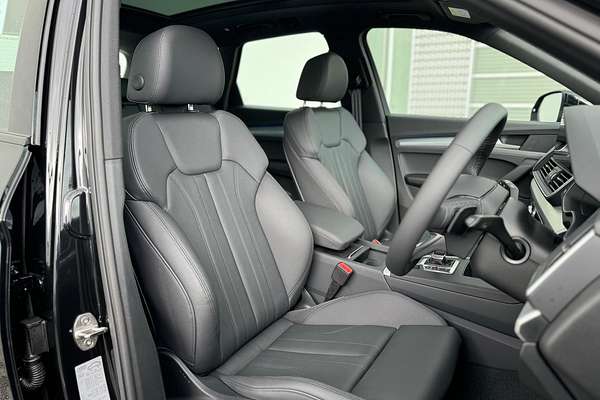 2024 Audi Q5 40 TDI Sport FY