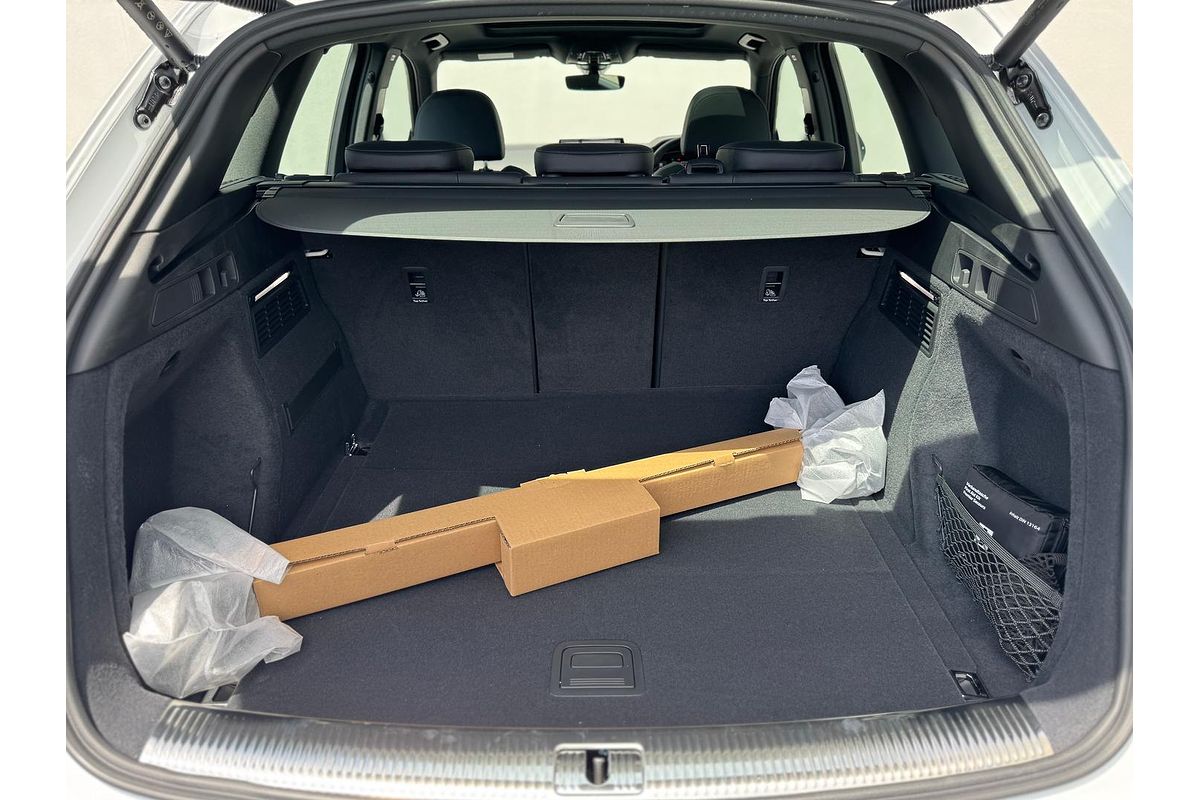 2024 Audi Q5 40 TDI Sport FY