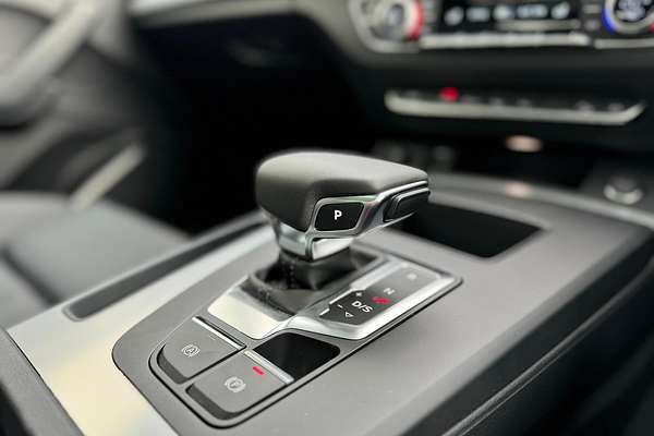 2024 Audi Q5 40 TDI Sport FY