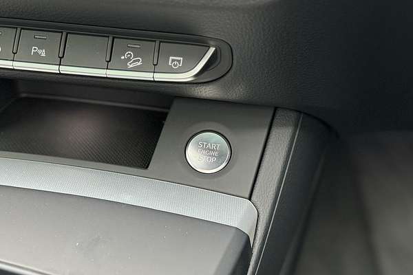 2024 Audi Q5 40 TDI Sport FY