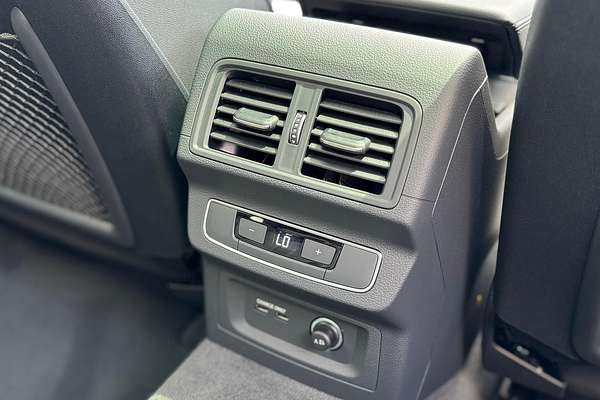 2024 Audi Q5 40 TDI Sport FY