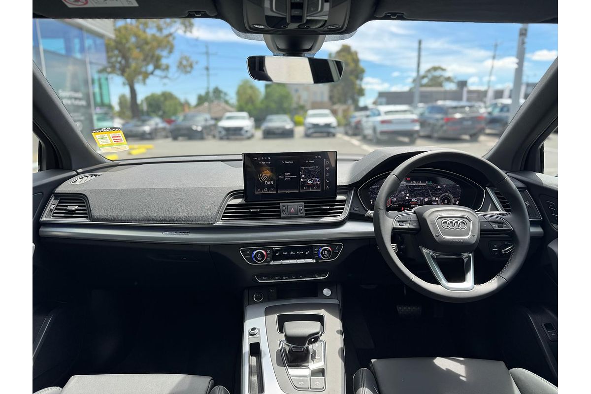 2024 Audi Q5 40 TDI Sport FY