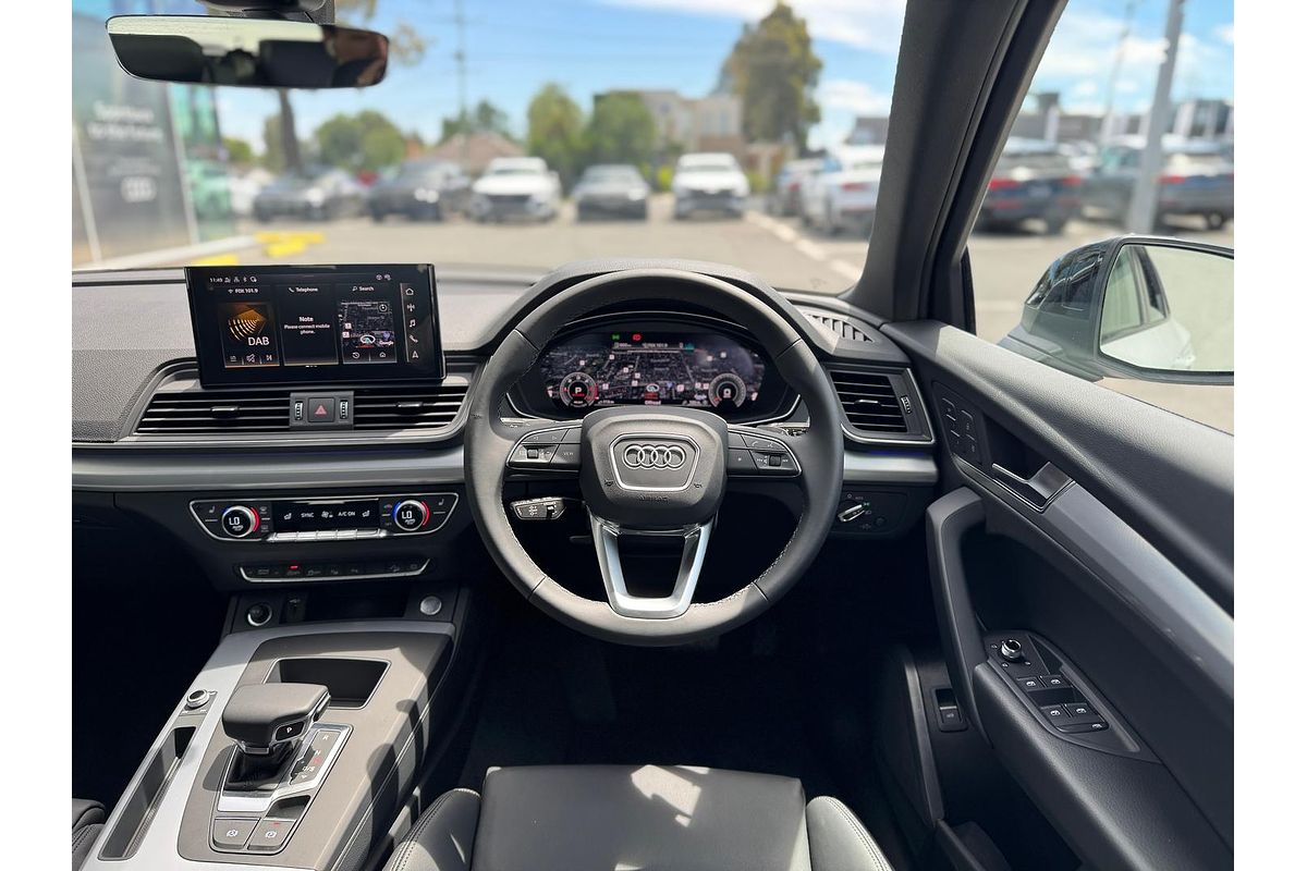 2024 Audi Q5 40 TDI Sport FY