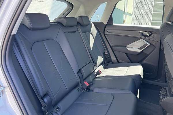 2024 Audi Q3 35 TFSI F3