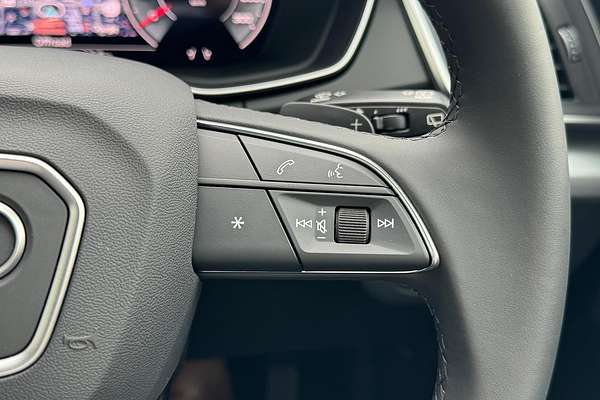 2024 Audi Q5 40 TDI Sport FY