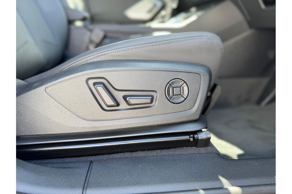 2024 Audi Q3 35 TFSI F3