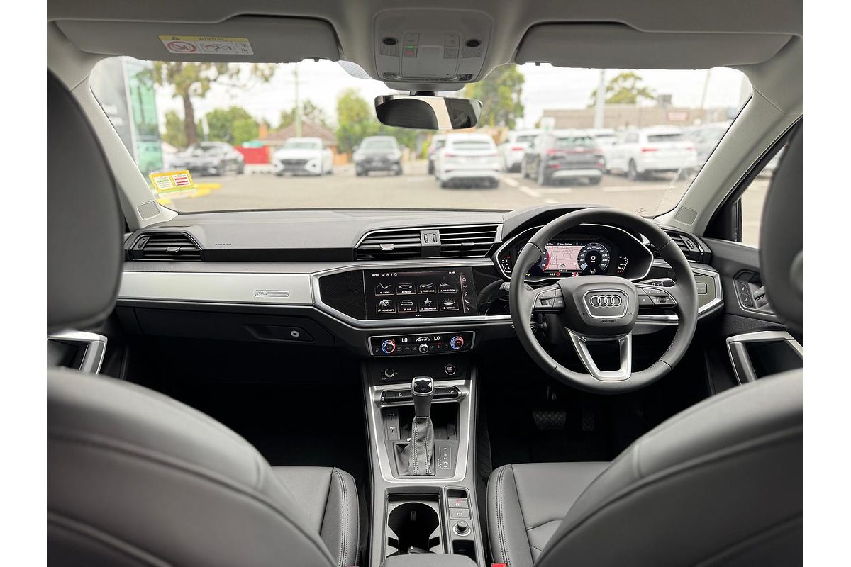 2024 Audi Q3 35 TFSI F3