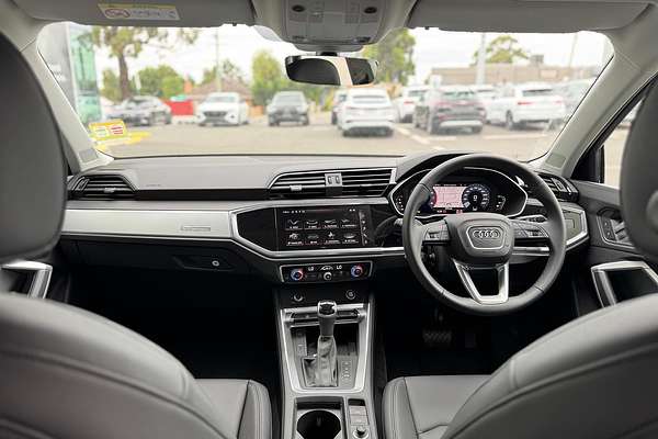 2024 Audi Q3 35 TFSI F3