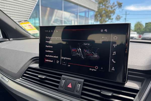 2024 Audi Q5 40 TDI Sport FY