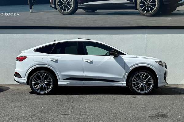 2024 Audi Q4 e-tron 55 F4