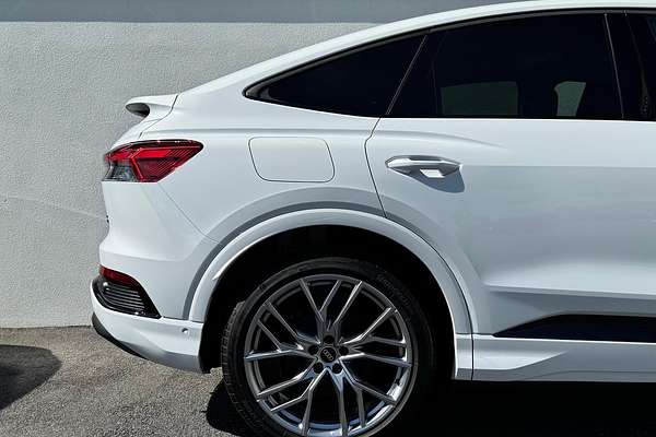 2024 Audi Q4 e-tron 55 F4