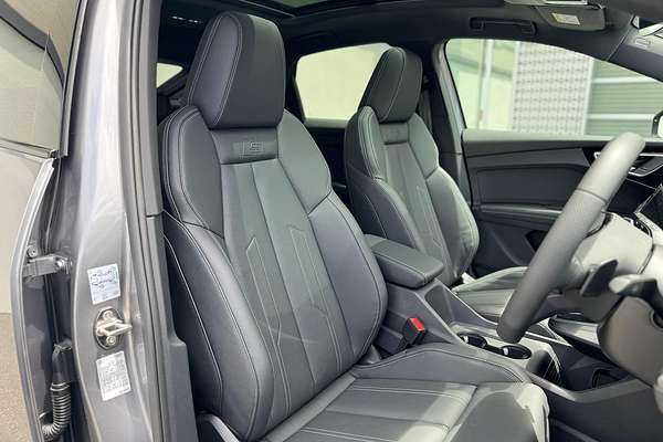 2024 Audi Q4 e-tron 55 F4