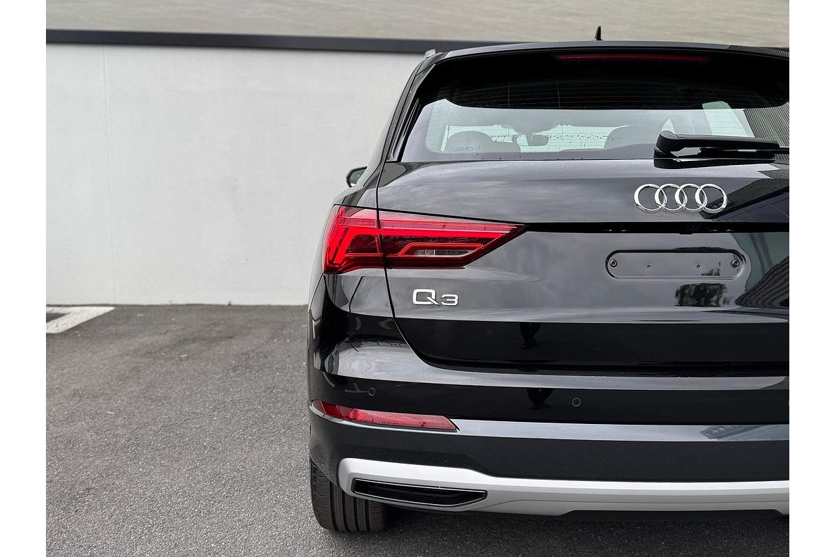 2024 Audi Q3 35 TFSI F3