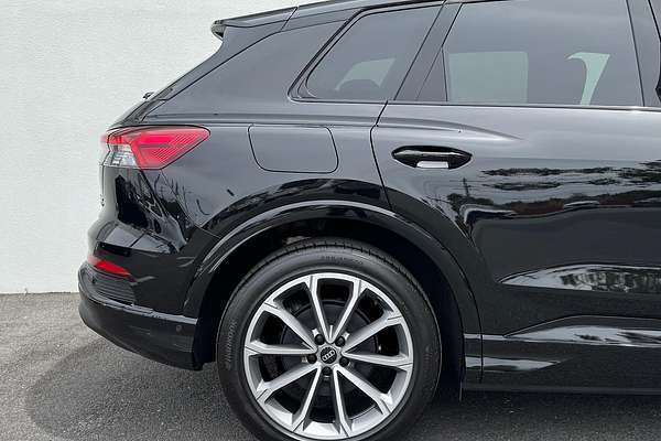 2024 Audi Q4 e-tron 55 F4