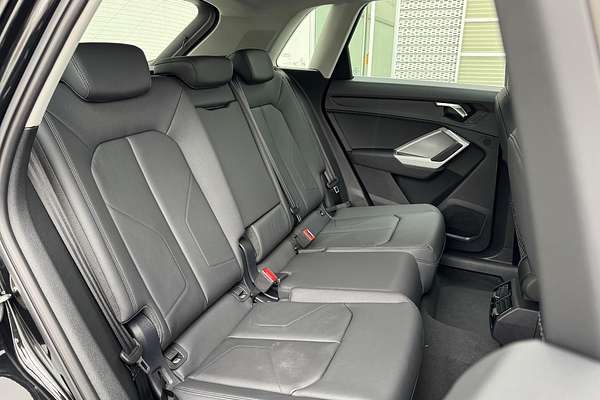 2024 Audi Q3 35 TFSI F3