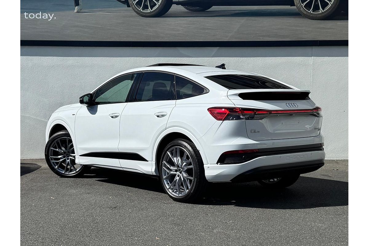 2024 Audi Q4 e-tron 55 F4