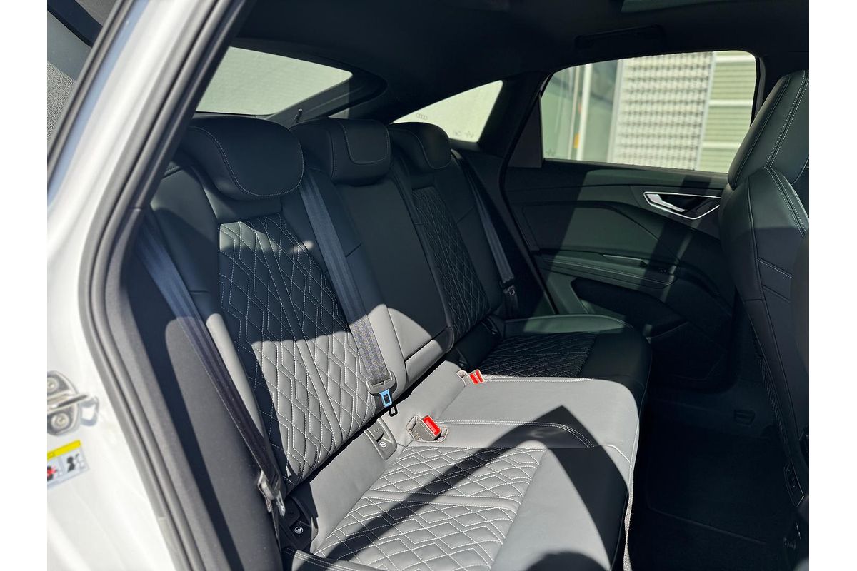 2024 Audi Q4 e-tron 55 F4