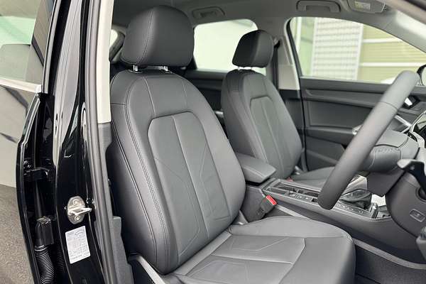 2024 Audi Q3 35 TFSI F3