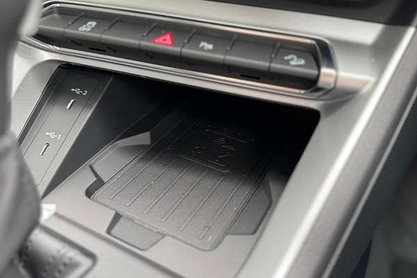 2024 Audi Q3 35 TFSI F3
