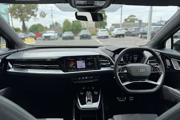 2024 Audi Q4 e-tron 55 F4