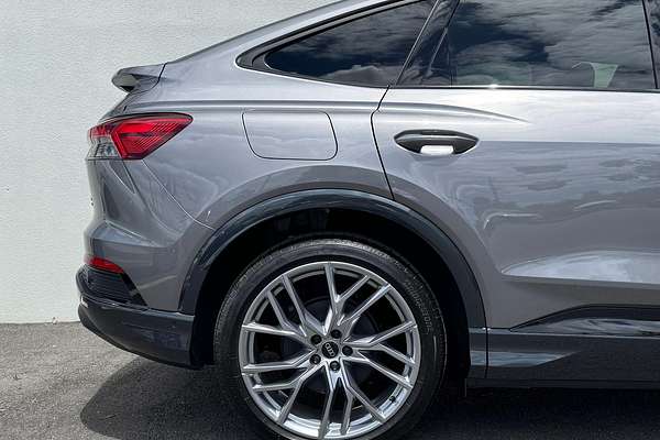 2024 Audi Q4 e-tron 55 F4