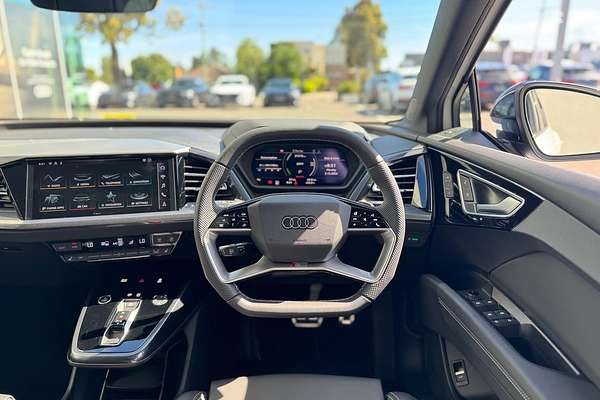 2024 Audi Q4 e-tron 55 F4