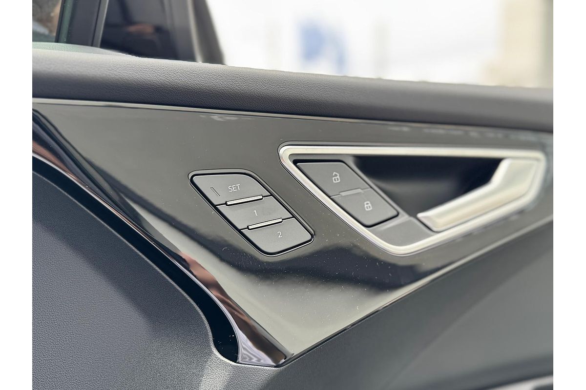 2024 Audi Q4 e-tron 55 F4