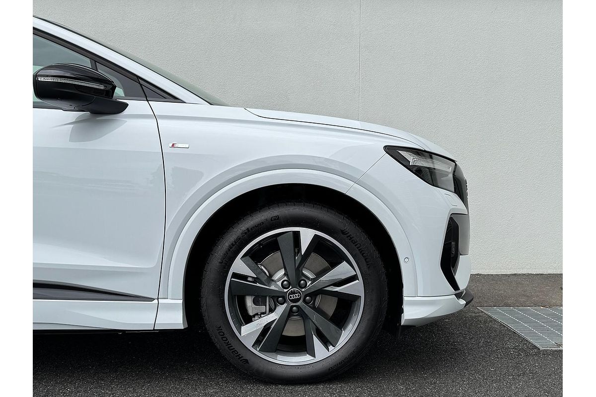 2024 Audi Q4 e-tron 45 F4