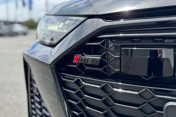 2024 Audi RS6 Performance C8