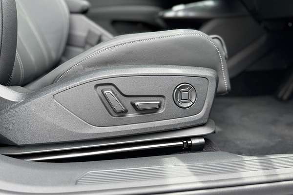 2024 Audi Q4 e-tron 55 F4