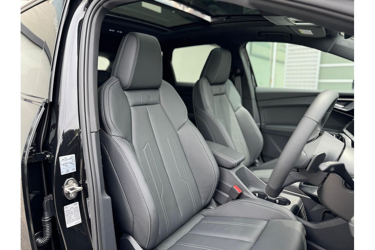 2024 Audi Q4 e-tron 55 F4